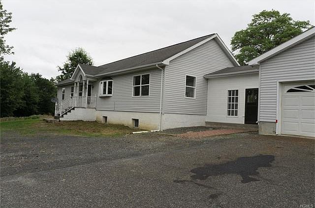 1st image of 3 Crossing Ct