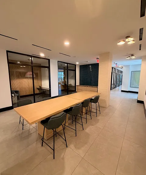 16069 W Dixie Hwy #202 — Photo 9