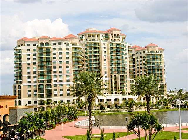 Home For Sale In The Landmark