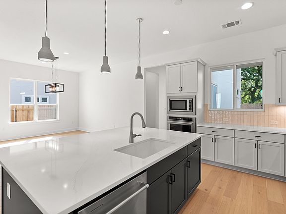 3rd image of 1619 Woodwind Ln