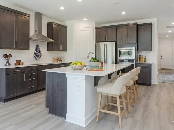 106 W Cassa Way, Mount Juliet, TN 37122