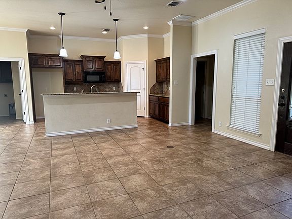 3rd image of 5915 Pedernales Dr