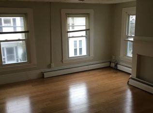 17 Wentworth St APT 201, Biddeford, ME 04005