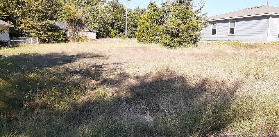 1st image of 457 Admiral Dr