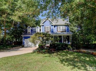 204 Somerset Farm Dr, Holly Springs, NC 27540