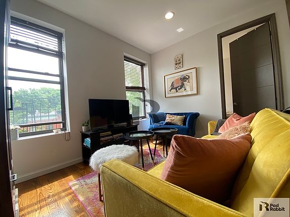 4th image of 724 Franklin Ave APT 2F