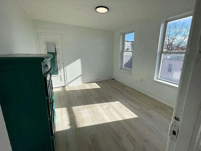 3111 Warder St NW #1 — Photo 11