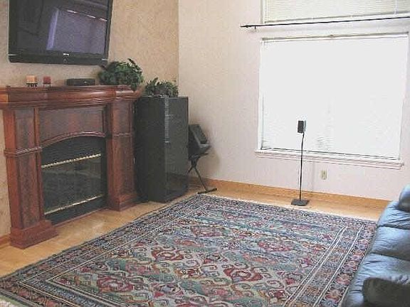 5th image of 219 Chamblin Dr