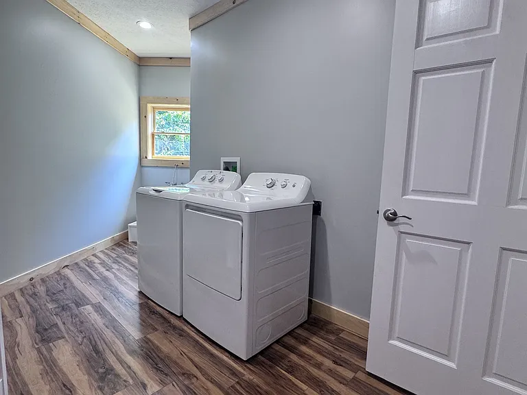 1339 Hickory Point Dr — Photo 14