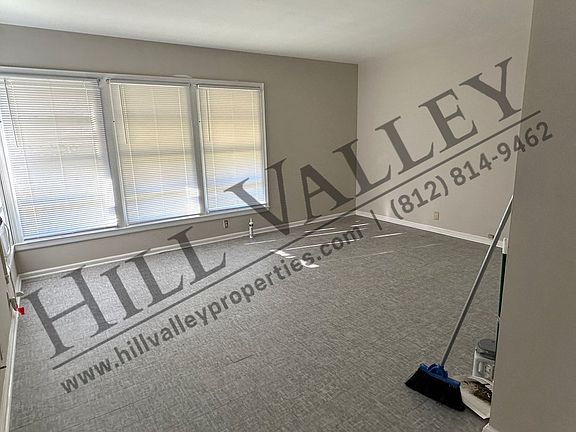 3rd image of 2628 Mariposa Dr