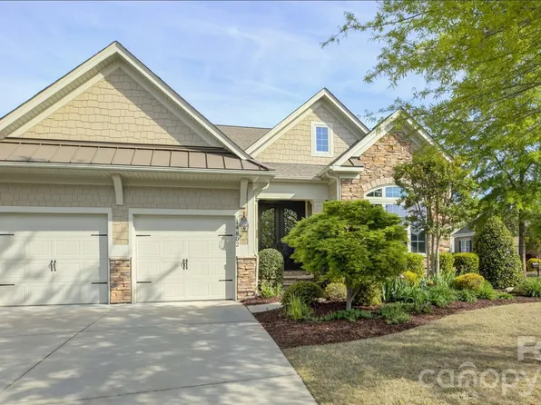 14802 Creeks Edge Dr, Charlotte, NC 28278