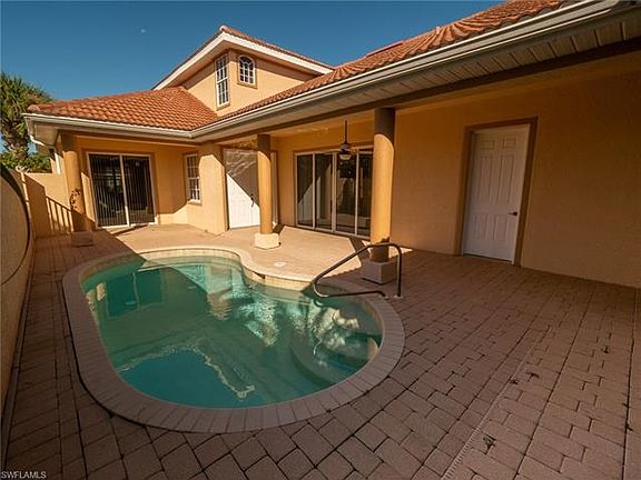 4th image of 14064 Bently Cir