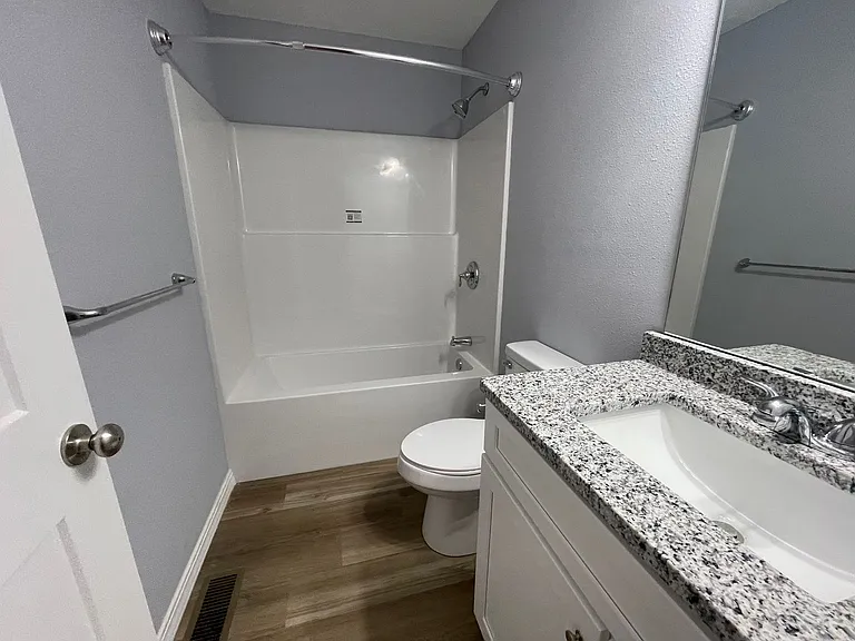 6 C St #B — Photo 7