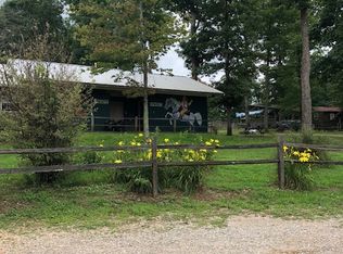 172 Ridgetop Dr, Jamestown, TN 38556