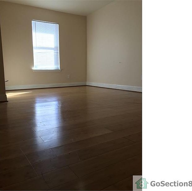 2nd image of 20243 Pioneer Ridge Dr