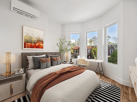 3rd image of 377 Rutland Rd APT 1L