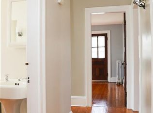 2160 Cranston St, Cranston, RI 02920