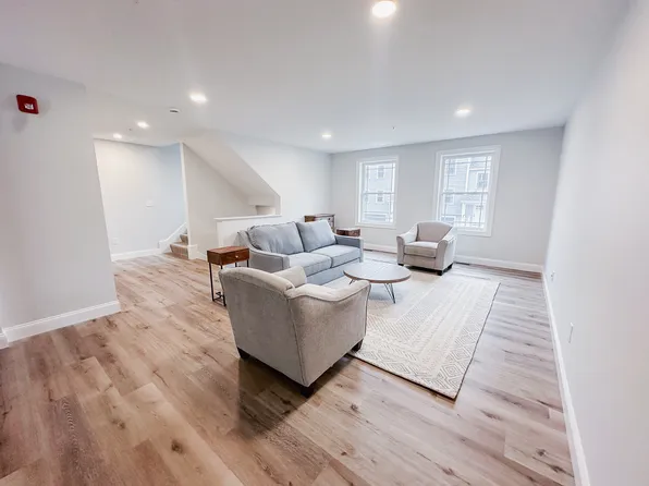 4A Blaise Way, Hooksett, NH 03106