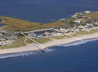 379 Dune Rd, Westhampton Beach, NY 11978