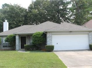 202 Bedford Ln, Conroe, TX 77303