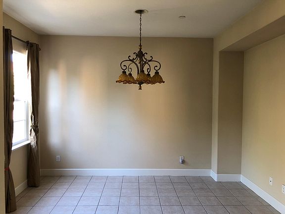 5th image of 737 Batista Dr