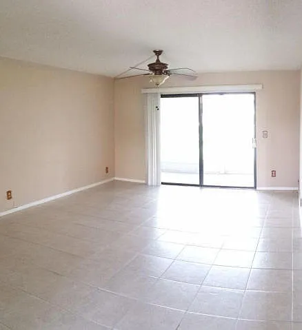 2500 Fiore Way #1110 — Photo 5