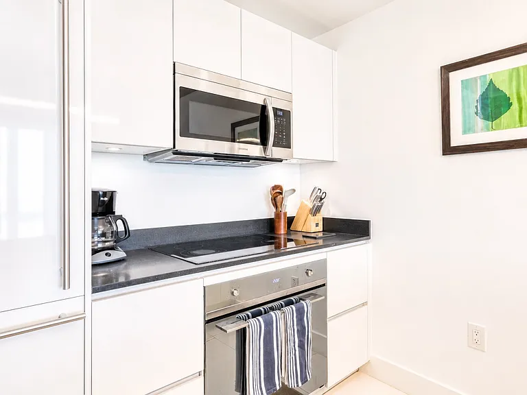 1010 Brickell Ave #2402 — Photo 9