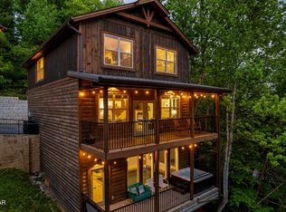 3023 Ridgetop Resort Way, Pigeon Forge, TN 37863