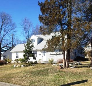 2 Mica Hl, Levittown, PA, 19056