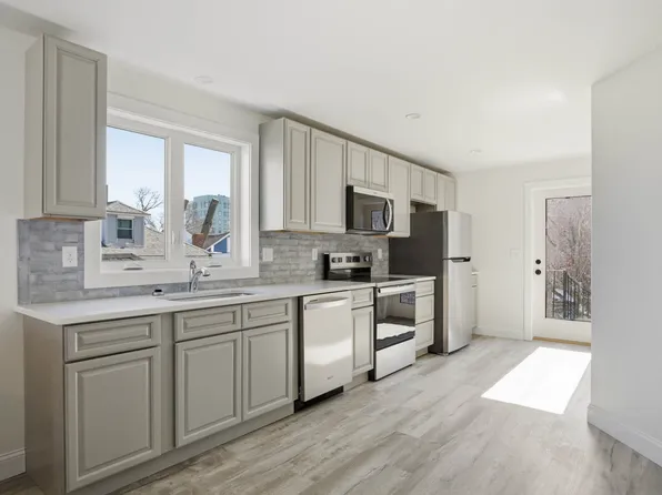 23 Blake St, Revere, MA