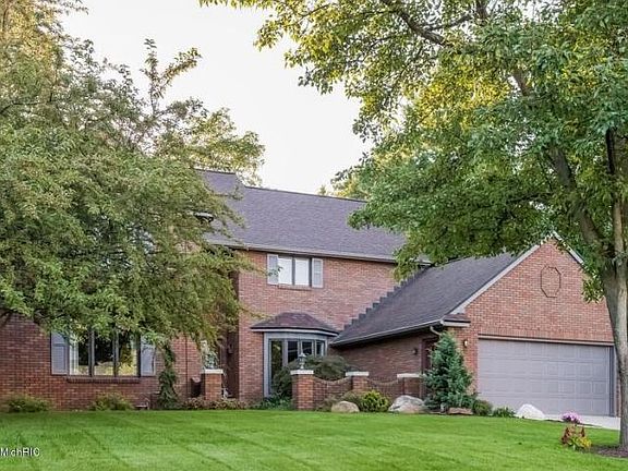 3rd image of 4942 Chableau Dr SW