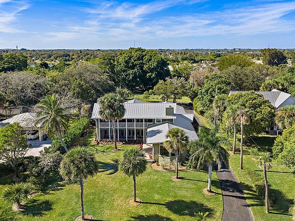 2nd image of 2315 S Indian River Drive
