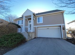 2307 Twilight Dr, Aurora, IL 60503