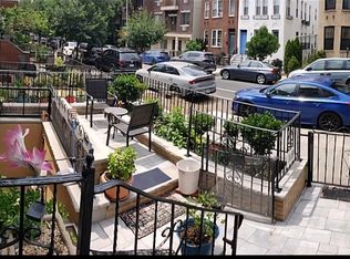 30-77 36th St #1, Astoria, NY 11103