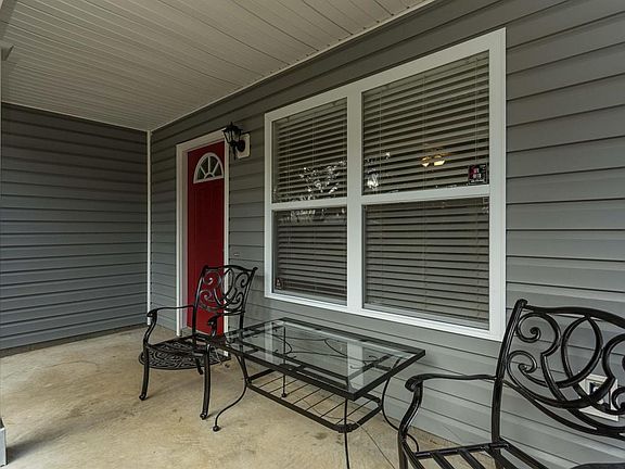 2nd image of 102 Julia St