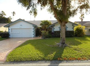 4047 NW 115th Ave, Coral Springs, FL 33065