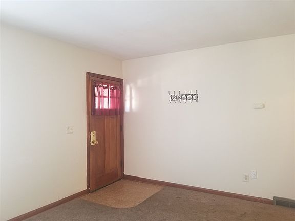 4th image of 1116 W 3rd St