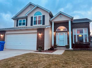 1345 Millennium Dr, Crown Point, IN 46307