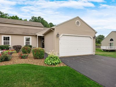 158 Slindes Woods Cir, North Syracuse, NY, 13212
