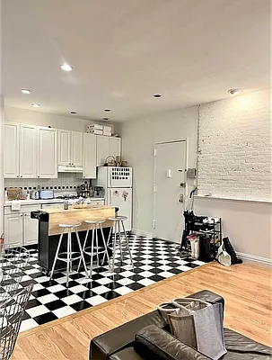 Rented by Corcoran | media 10