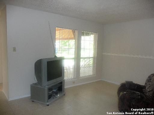 3rd image of 5107 Grovehill St