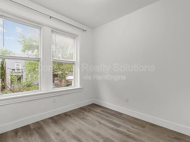 3702 Meramec St #1E — Photo 16