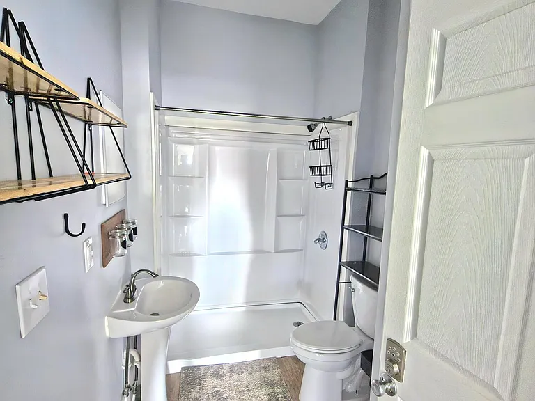 1001 Virginia Ave #2 — Photo 10