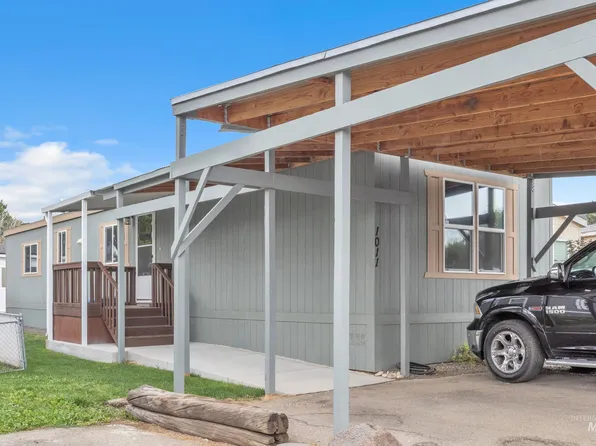 1011 N Fawn Ln, Boise, ID 83704