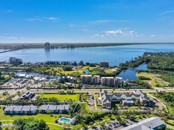 3458 Hancock Bridge Pkwy APT 142, North Fort Myers, FL 33903