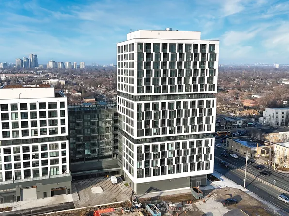 1007 The Queensway, Toronto, ON