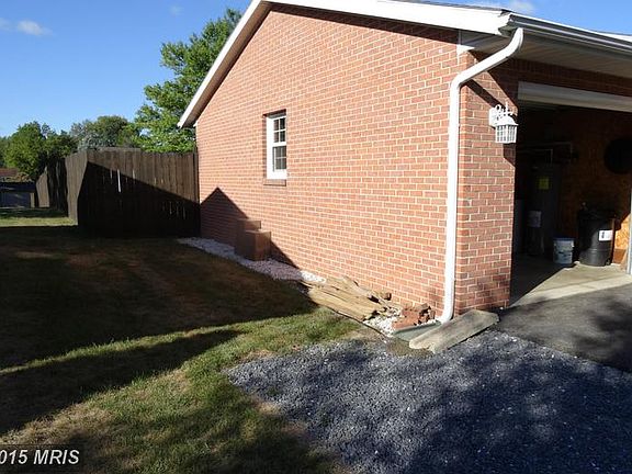 5th image of 750 Ryan Ln