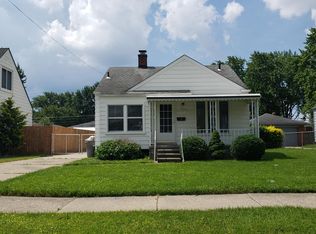 21618 Revere St, Saint Clair Shores, MI