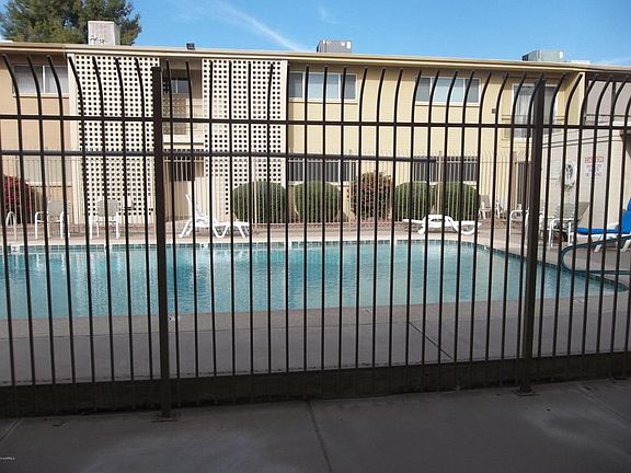 2nd image of 720 N 82nd St APT E9