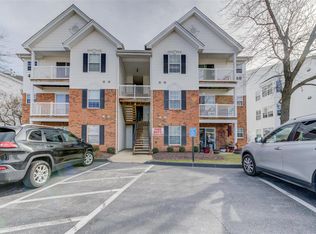 460 Benton Dr APT H, Saint Peters, MO 63376